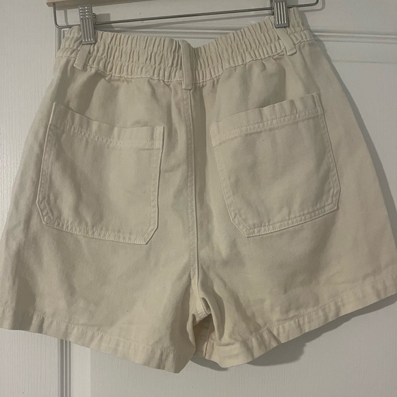 Garage shorts - Picture 2 of 2